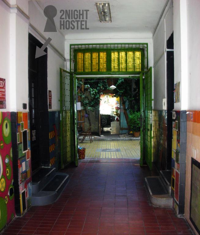 2Night Hostel Budapest Eksteriør billede
