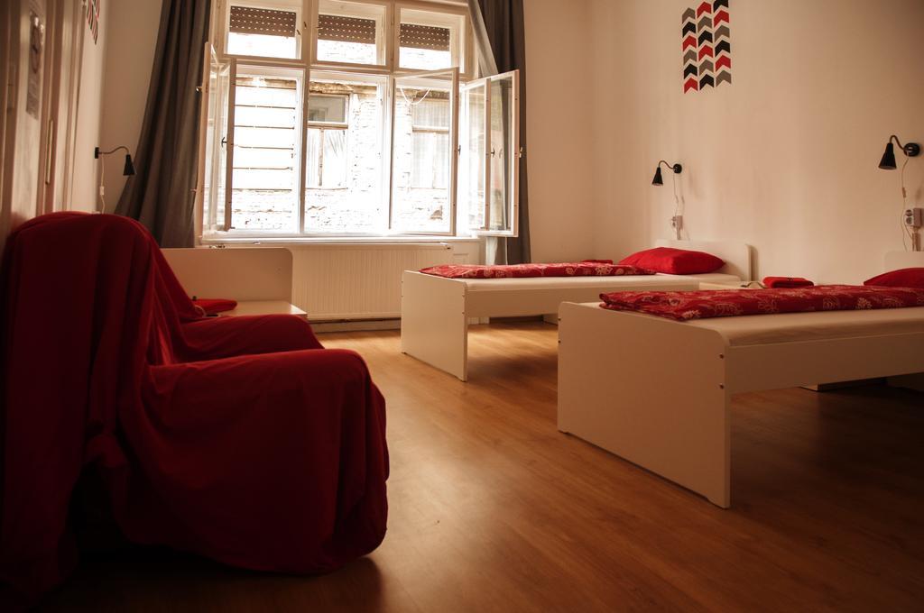 2Night Hostel Budapest Eksteriør billede