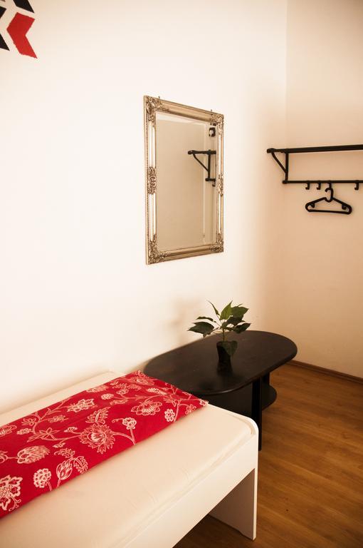 2Night Hostel Budapest Eksteriør billede