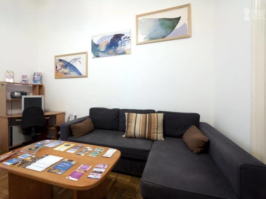 2Night Hostel Budapest Eksteriør billede